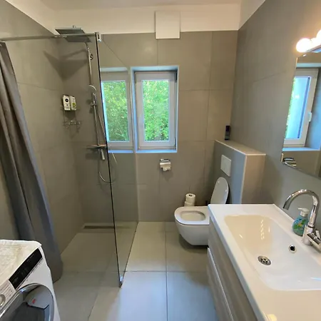 Ada - 4 Cosy Apartamento Liubliana