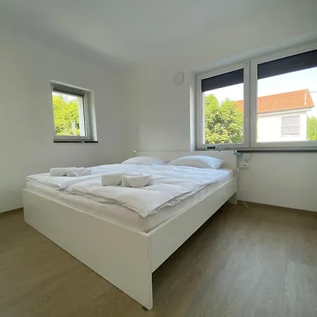 Ada - 4 Cosy Apartmán *