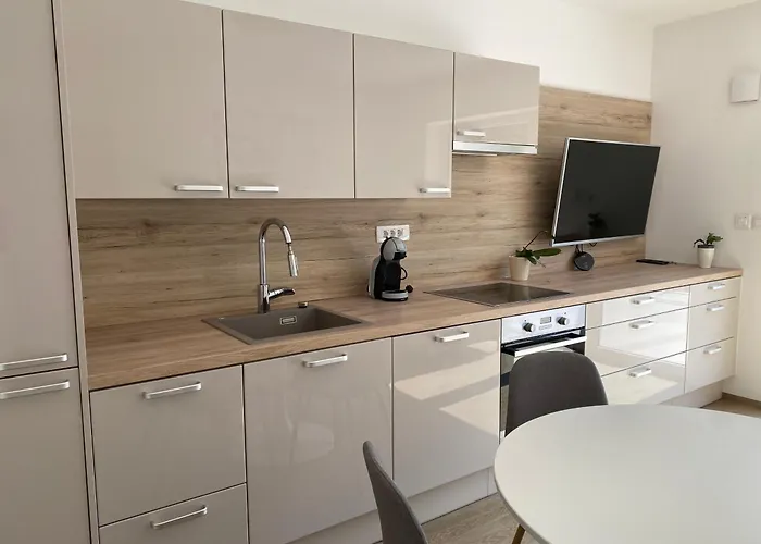 Ada - 4 Cosy Apartment *