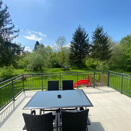 Ada - 4 Cosy Apartament